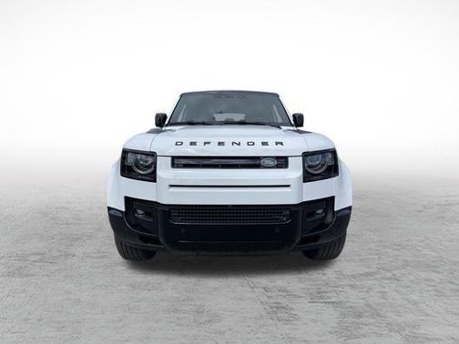 2025 Land Rover Defender 110 P400 X-Dynamic SE