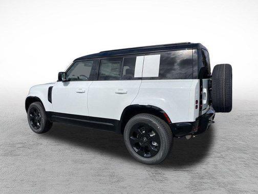 2025 Land Rover Defender 110 P400 X-Dynamic SE