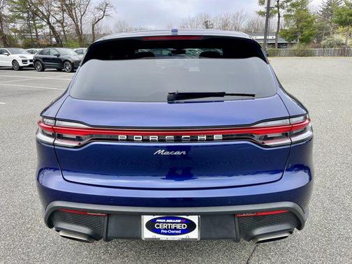 Gentian Blue Metallic 2023 Porsche Macan T