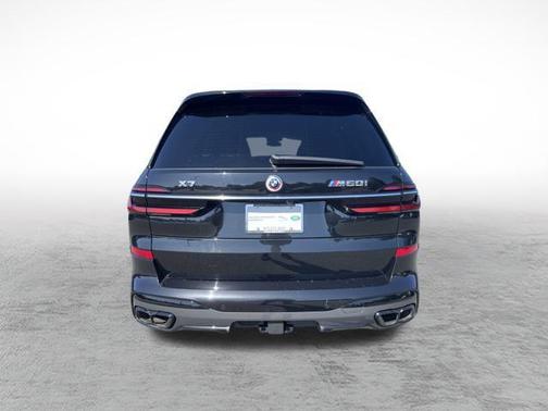 2023 BMW X7 M60i
