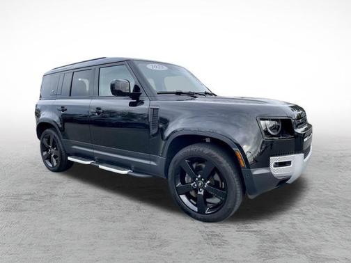 2023 Land Rover Defender 110 SE
