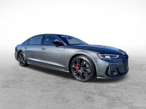 2025 Audi S8 4.0T