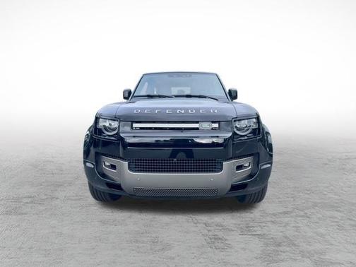 2025 Land Rover Defender 90 P400 X-Dynamic SE