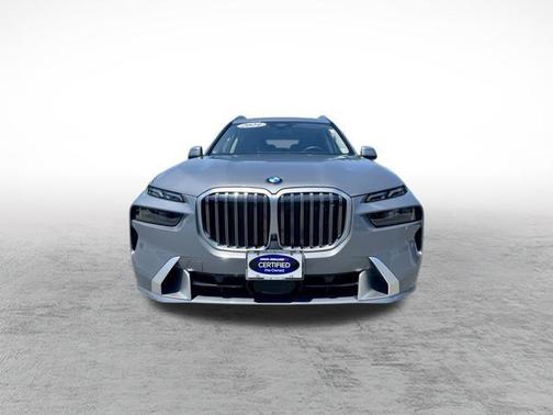 Skyscraper Grey Metallic 2024 BMW X7 xDrive40i