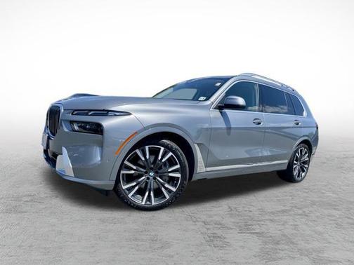 Skyscraper Grey Metallic 2024 BMW X7 xDrive40i