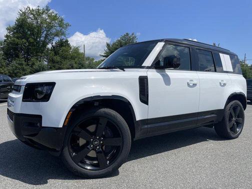2025 Land Rover Defender 110 P400 X-Dynamic SE