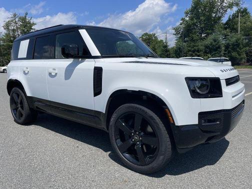2025 Land Rover Defender 110 P400 X-Dynamic SE