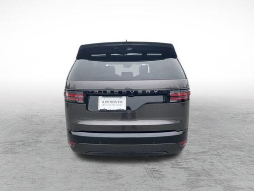 2024 Land Rover Discovery P300 Dynamic SE