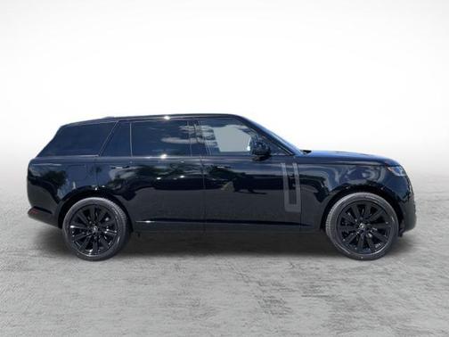 2025 Land Rover Range Rover P530 SE 7 Seat