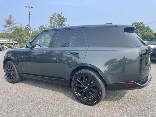 2025 Land Rover Range Rover P550e SE