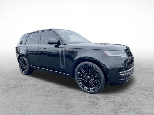 2025 Land Rover Range Rover P400 SE
