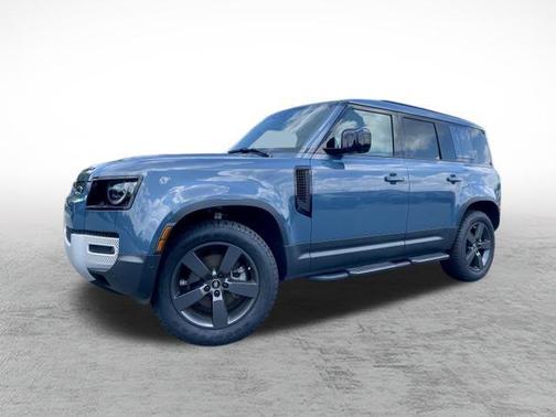 2025 Land Rover Defender 110 P300