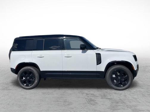 2025 Land Rover Defender 110 P400 X-Dynamic SE