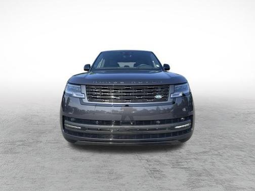 2025 Land Rover Range Rover P400 SE 7 Seat