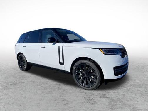 2026 Land Rover Range Rover P400 SE 7 Seat