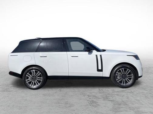 2025 Land Rover Range Rover P530 SE