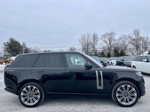 2023 Land Rover Range Rover P530 SE