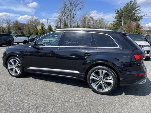 2021 Audi Q7 55 Prestige