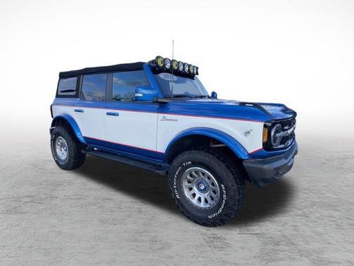 2022 Ford Bronco Outer Banks