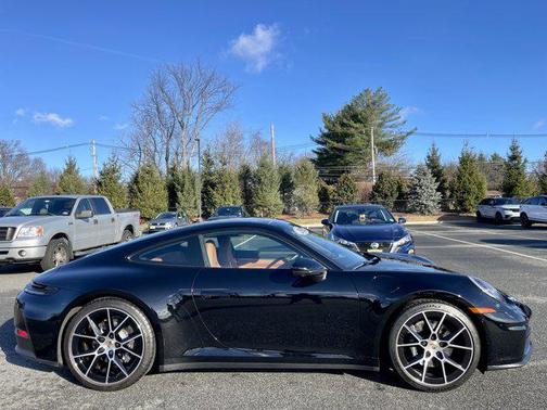 2025 Porsche 911 Carrera