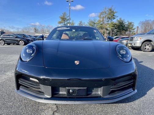 2025 Porsche 911 Carrera