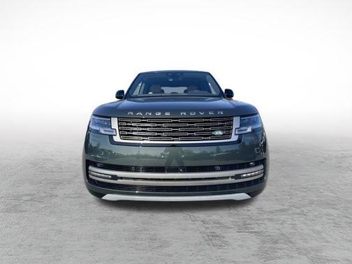 2025 Land Rover Range Rover P530 SE