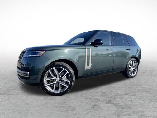 2025 Land Rover Range Rover P530 SE