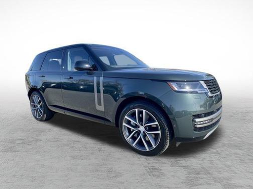 2025 Land Rover Range Rover P530 SE