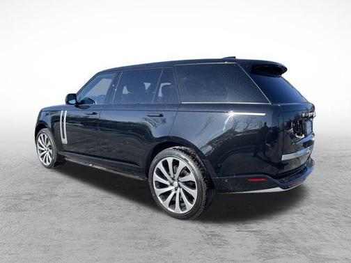2025 Land Rover Range Rover P530 Autobiography 7 Seat
