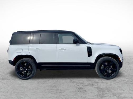 2026 Land Rover Defender P400 X-Dynamic SE