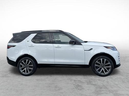 2025 Land Rover Discovery P360 Dynamic SE