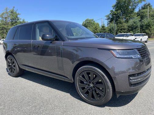 2025 Land Rover Range Rover P400 SE 7 Seat