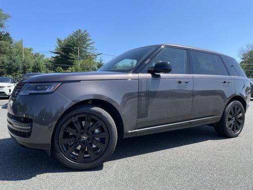 2025 Land Rover Range Rover P400 SE 7 Seat