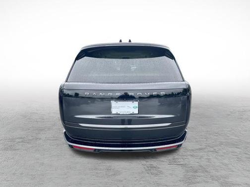 2025 Land Rover Range Rover P530 SE