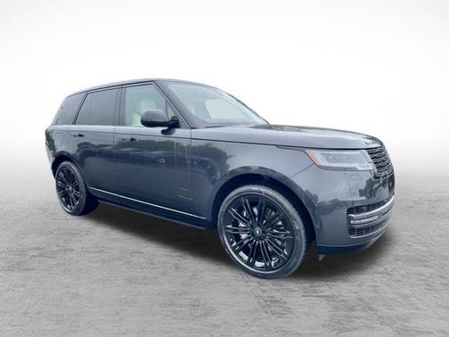 2025 Land Rover Range Rover P530 SE