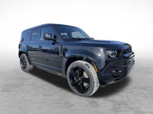 2025 Land Rover Defender 110 V8