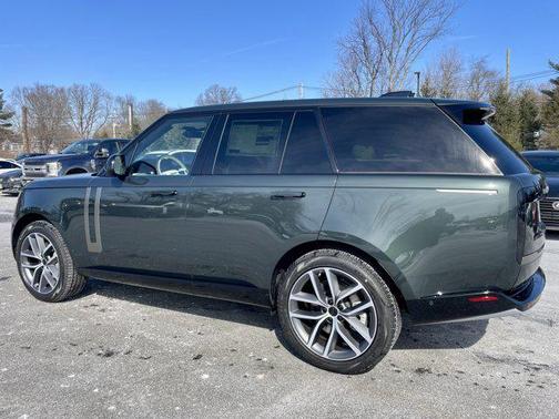 2026 Land Rover Range Rover P530 SE