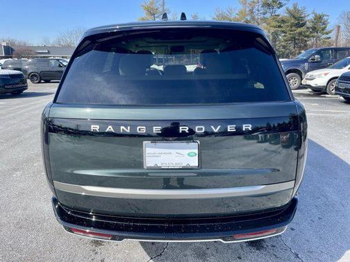 2026 Land Rover Range Rover P530 SE