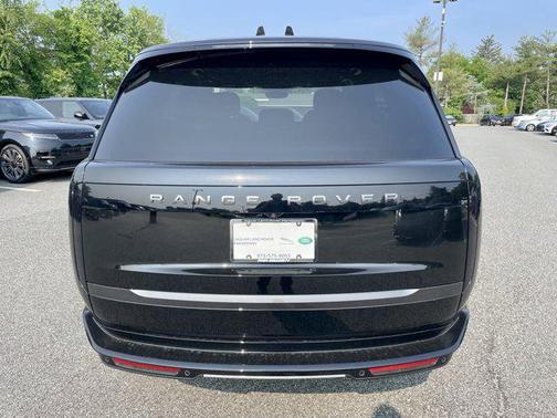 2025 Land Rover Range Rover P400 SE