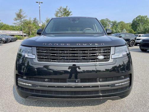 2025 Land Rover Range Rover P400 SE