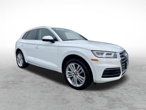 2020 Audi Q5 45 Premium Plus
