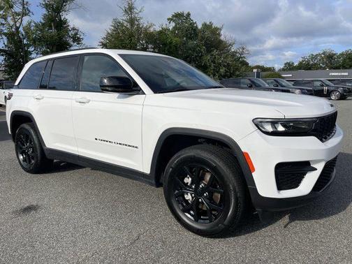 2024 Jeep Grand Cherokee Altitude