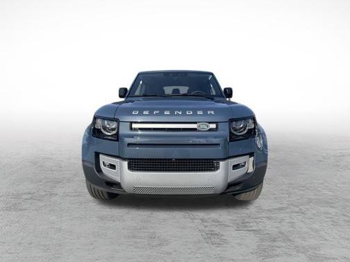 2025 Land Rover Defender 110 P400 S