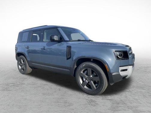 2025 Land Rover Defender 110 P400 S