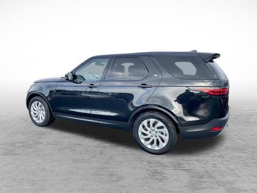 2024 Land Rover Discovery P300 S