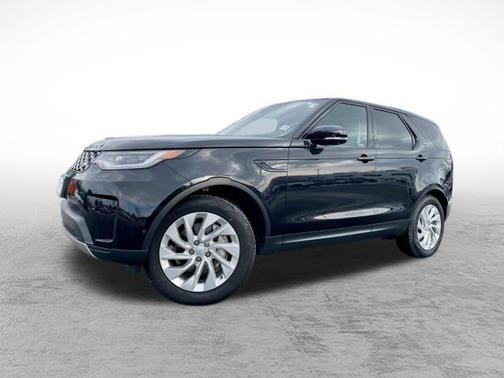 2024 Land Rover Discovery P300 S