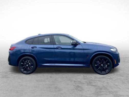 2022 BMW X4 M40i
