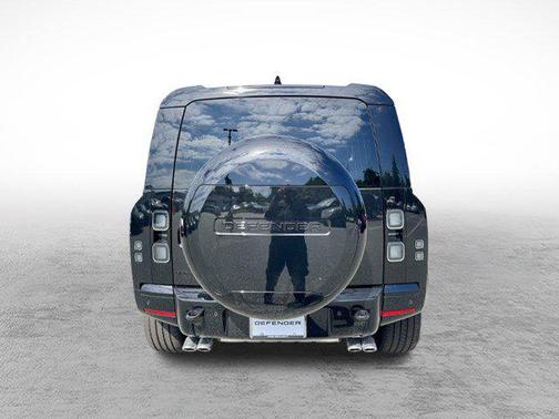 Santorini Black 2026 Land Rover Defender V8