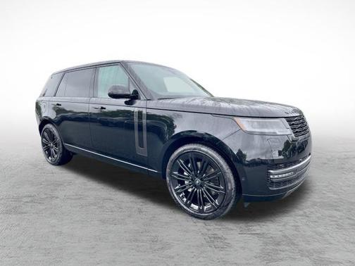 2025 Land Rover Range Rover P400 SE 7 Seat