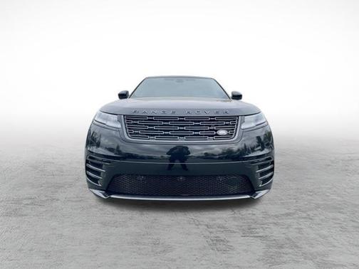 2026 Land Rover Range Rover Velar P250 SE R-Dynamic